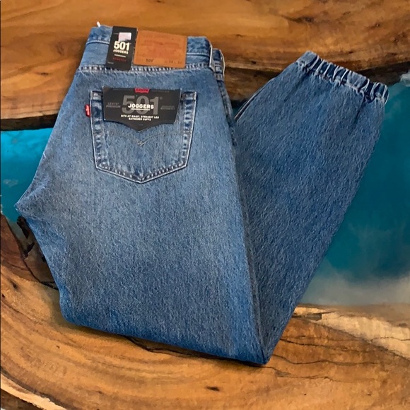 levis 501 joggers